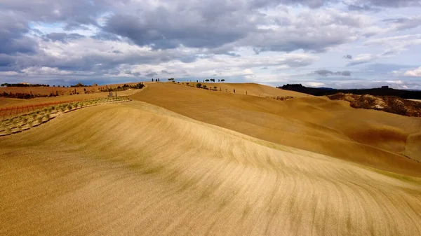 Prachtige Toscaanse velden in de herfst - het prachtige Toscane Italië — Stockfoto