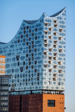 Hamburg 'daki Elbphilharmonie Konser Salonu ve Oteli - HAMBURG Şehri, GERMANY - 21 ARALIK 2021