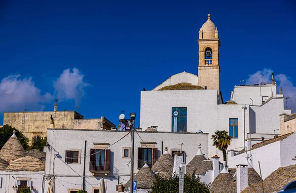 İtalya 'nın güzel şehri Alberobello