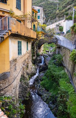 İtalyan sahilindeki Cinque Terre