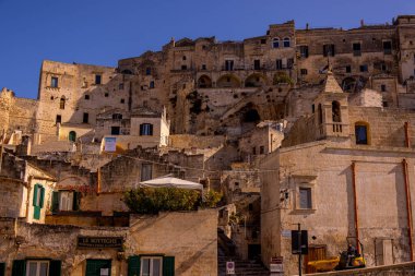 Amazing Matera Old Town - İtalya 'da tarihi bir Unesco Dünya Mirası Alanı - MATERA, İtalya - 30 Ekim 2021