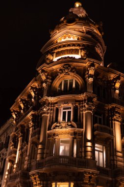 Bari İtalya 'nın eski kasaba bölgesinde harika binalar - BARI, İtalya - 31 Ekim 2021