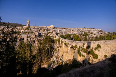 Puglia 'nın tarihi şehir merkezi Gravina - Apulia İtalya' nın güzel bir köyü.
