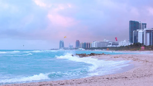 Csodálatos kék víz Miami Beach - North Beach — Stock Fotó