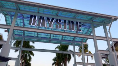 Miami Bayside Pazarına Giriş - MIAMI, Birleşik Devletler - 20 Şubat 2022