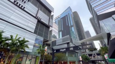 Miami şehir merkezindeki modern mimari Brickell bölgesinde - MIAMI, Birleşik Devletler - 20 FEBRUARY 2022