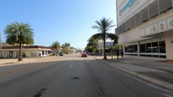 POV drive attraverso la città di Miami Florida - MIAMI, FLORIDA - 15 FEBBRAIO 2022 — Video Stock