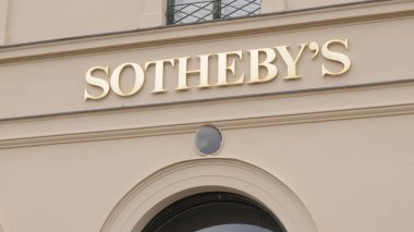 Sotheby Müzayede Evi - MUNICH, Almanya - Haziran 03, 2021