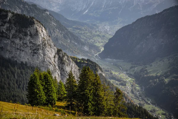 Die atemberaubende Landschaft der Schweizer Alpen - wunderschöne Schweiz — Stockfoto