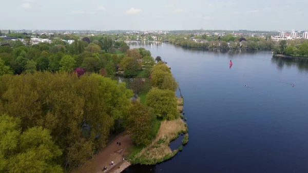 Alster Park em River Alster Lake em Hamburgo de cima — Fotografia de Stock