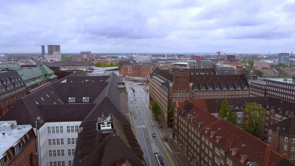 Luftaufnahme über der Hamburger Innenstadt — Stockfoto