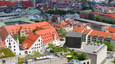Münih hava manzaralı St. Jacob Meydanı.
