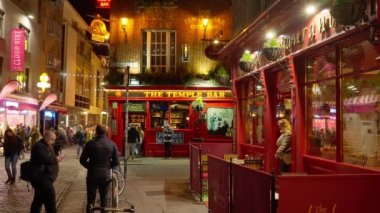 Dublin 'deki Orijinal Tapınak Barında - DUBLIN, IRELAND - 20 Nisan 2022