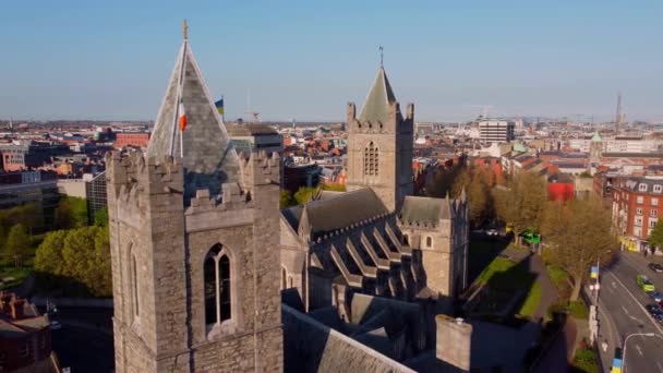 Christ Church Cathedral in Dublin - aerial view — Video