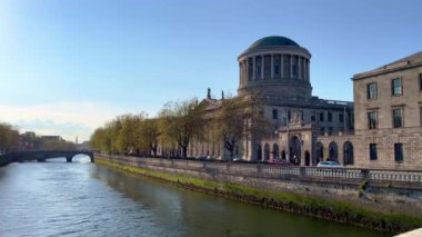 Dublin 'in merkezindeki dört saray