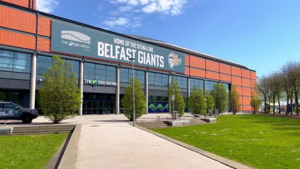 The SSE Arena in Belfast - Home of the Belfast Giants - BELFAST, UK - APRIL 25, 2022 — Stockvideo