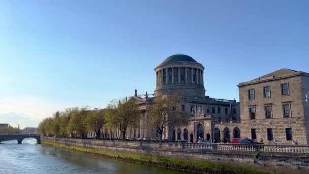 Vier Gerichte im Stadtzentrum von Dublin — Stockvideo