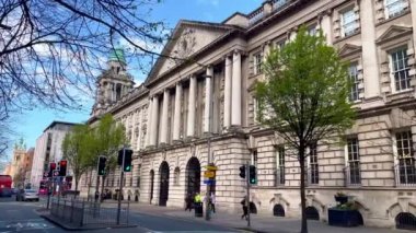 Belfast Belediye Binası - BELFAST, BİRLİK KINGDOM - 25 Nisan 2022