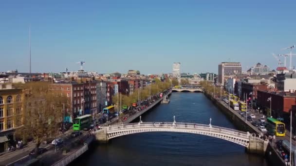 Aerial View City Dublin River Liffey Drone Footage — Stockvideo