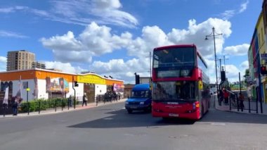 Londra 'dan Southall' a Londra otobüsü - London, BİRLİK KINGDOM - 9 Haziran 2022