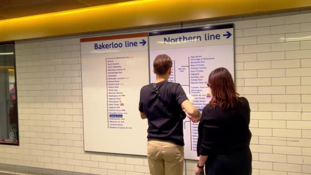 Londra Metro Durakları Bakerloo Kuzey Hattı London Rli Kingdom Haziran — Stok video