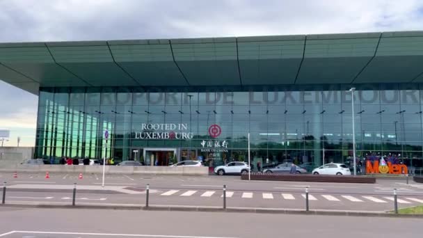Terminal Principal Aéroport Luxembourg Ville Findel Luxemburg Juin 2022 — Video