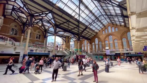 Station Liverpool Street Londen London Verenigd Koninkrijk Juni 2022 — Stockvideo