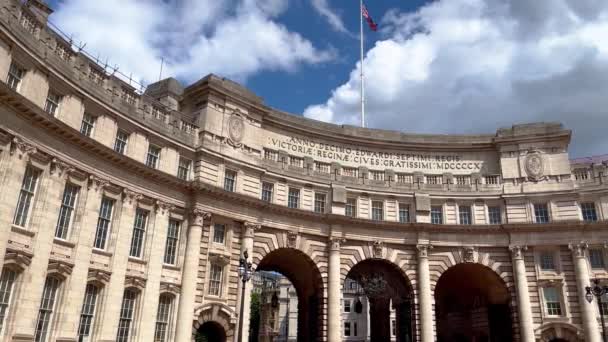 Almirantazgo Arch Londres Monumento Fanático Westminster Fotografía Viajes — Vídeos de Stock