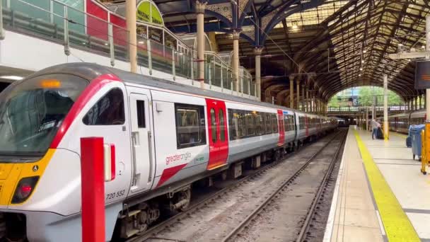 Stansted Express Tåg Anländer Till London Liverpool Street London Förenade — Stockvideo