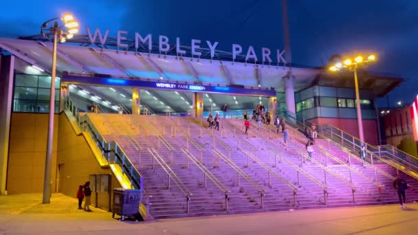 Wembley Park Estação Metro Londres Londres Reino Unido Junho 2022 — Vídeo de Stock