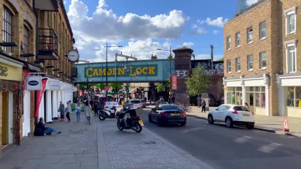 美しいカムデンロック地区とカムデンマーケット ロンドン イギリス 2022年6月9日 — ストック動画