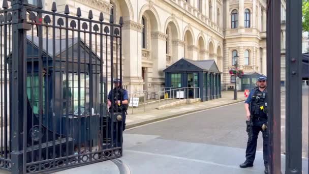 Londra Hükümet Binası Kapıları Açmak Londra Birleşik Kingdom Haziran 2022 — Stok video