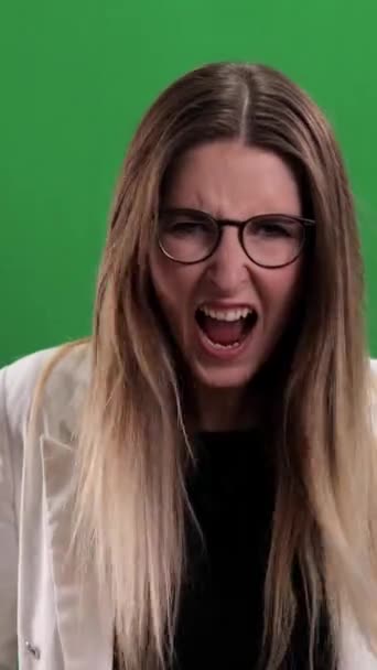 Young Woman Angry Shouts Very Loudly Studio Photography Vertical Video — Wideo stockowe