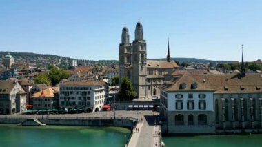 İsviçre 'nin Zürih kenti yukarıdan görünüyor.