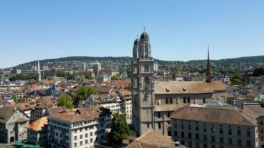 İsviçre 'nin Zürih kenti yukarıdan görünüyor.