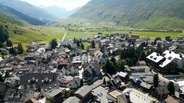 Luchtfoto Andermatt Zwitserland Het Populaire Dorp Van Bovenaf — Stockvideo