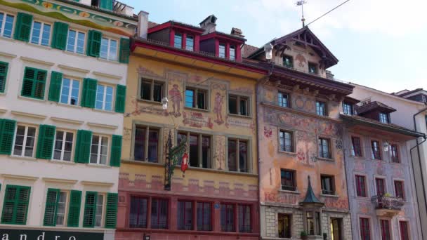 Prachtig Beschilderde Gevel Het Centrum Van Luzern Lucerne Zwitserland Juli — Stockvideo