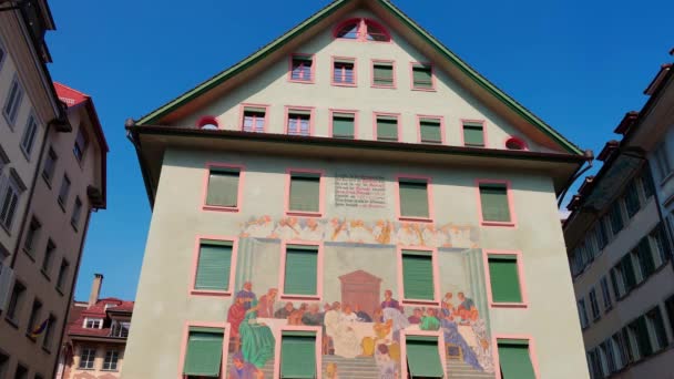 Дивовижно Пофарбований Фасад Будинку Центрі Міста Люцерн Луцерне Швейцерландія Липня — стокове відео