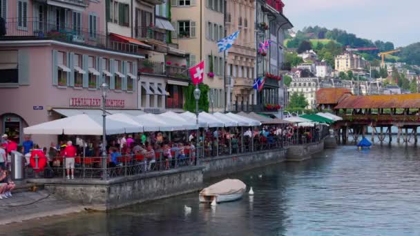 Restaurants Bars River Reuss Old Town Lucerne Lucerne Switzerland July — Stockvideo