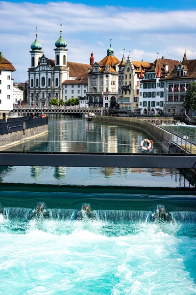 Rivière Reuss Dans Ville Lucerne Photographie Voyage — Photo