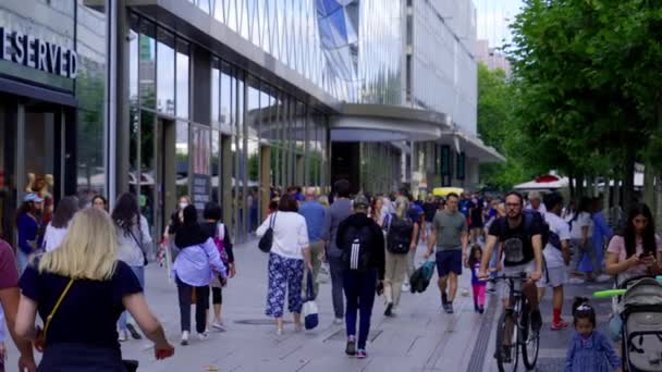 Slow Motion Shot People Shopping Mile Frankfurt Main Germany July — Stockvideo