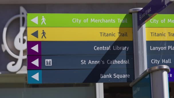 Direction Signs City Center Belfast Ireland Travel Photography – Stock-video