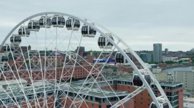Wheel of Liverpool - the famous Ferris Wheel at Albert Dock - LIVERPOOL, UNITED KINGDOM - AUGUST 16, 2022