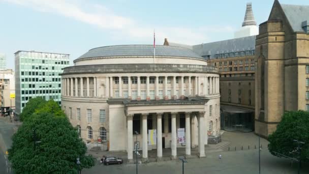 Central Library Manchester Aerial View Manchester United Kingdom August 2022 — Stock video