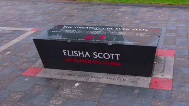 Elisha Scott Memorial Walk Fame Anfield Stadium Liverpool Liverpool United — 图库视频影像