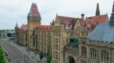 Manchester Üniversitesi Kampüsü 'ndeki Müze - hava manzaralı - Manşetçi, Birleşik KINGDOM - 15 Ağustos 2022