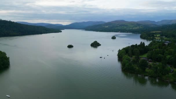 Λίμνη Windermere Στο Εθνικό Πάρκο Lake District Εναέρια Άποψη Drone — Αρχείο Βίντεο