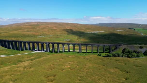 Ribblehead Viaduct Yorkshire Dales National Park Aerial View Drone Photography — ストック動画