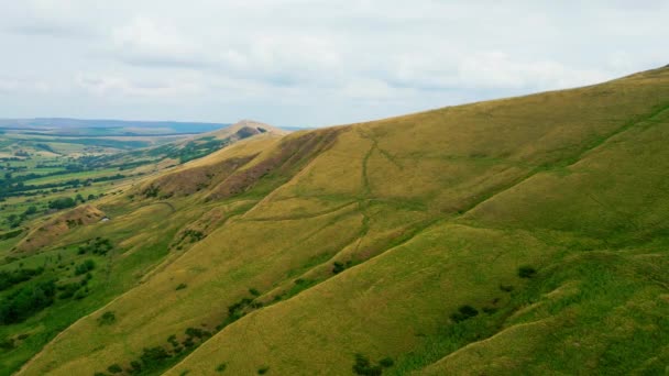 Die Grünen Hügel Des Peak District Nationalparks Drohnenfotografie — Stockvideo