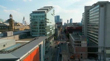 Manchester 'daki Deansgate Caddesi üzerindeki uçuş - Manchester, BİRLİK KINGDOM - 15 Ağustos 2022